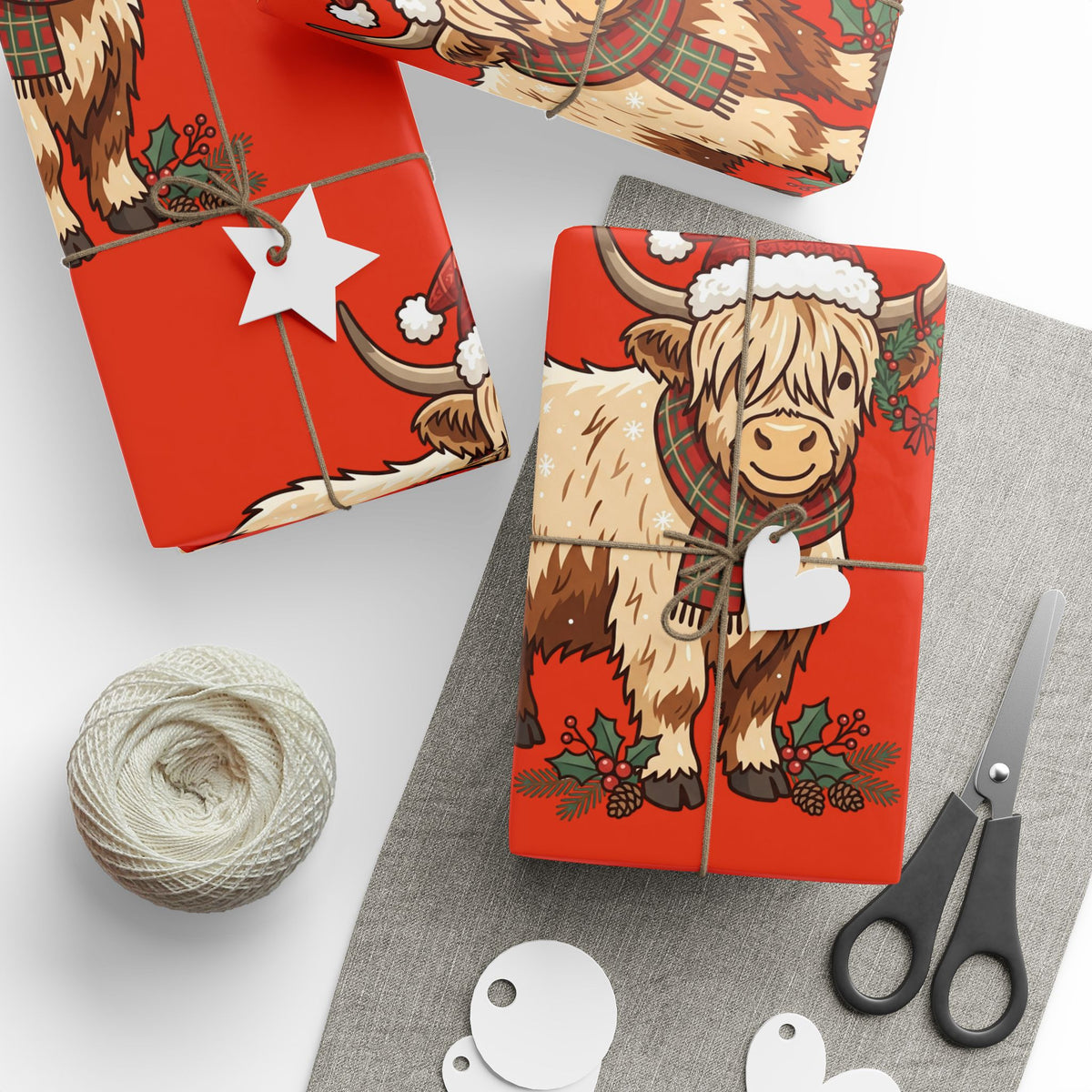 Highland Cow Wrapping Paper – Cute Highland Cattle with Santa Hat, Festive Holiday Gift Wrap